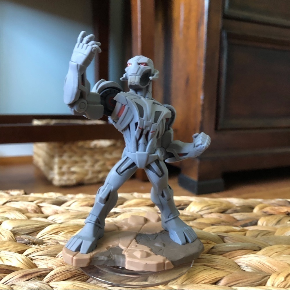 Disney Infinity 3.0: Marvel Figure: Ultron